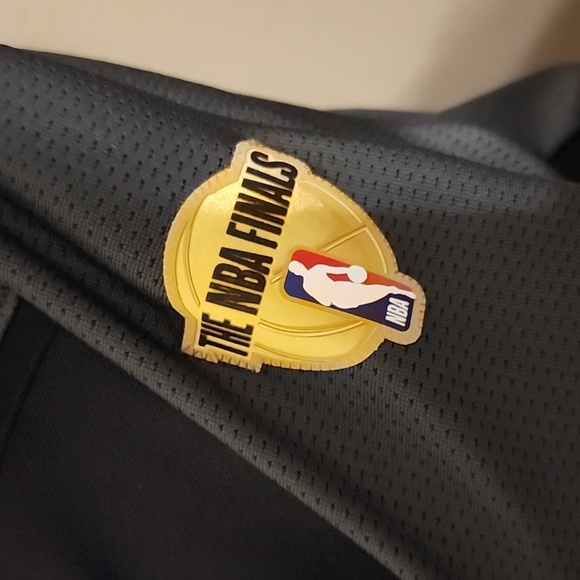 Nike Black and Dark Gray Long Sleeve NBA Finals Top - Picture 2 of 4